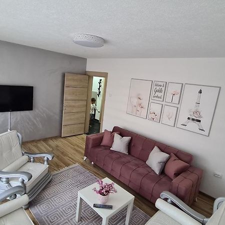 Galata Vip Apartment โนวีปาซาร์ ภายนอก รูปภาพ