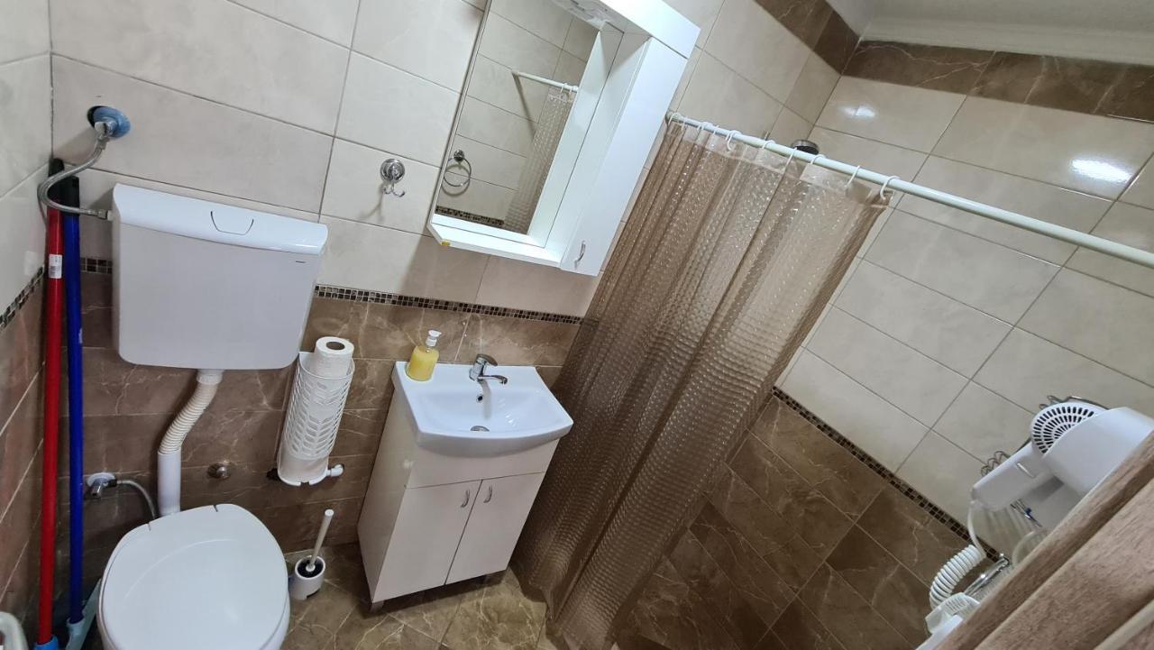 Galata Vip Apartment โนวีปาซาร์ ภายนอก รูปภาพ