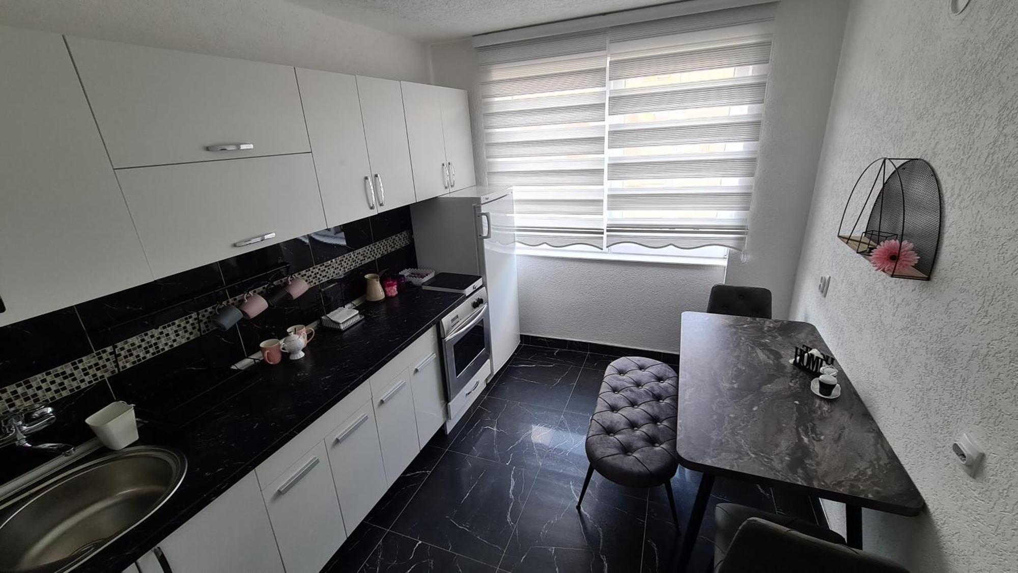 Galata Vip Apartment โนวีปาซาร์ ห้อง รูปภาพ